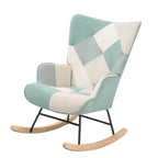 Poltrona a dondolo Mid-Century in tessuto con gambe in legno e lino patchwork