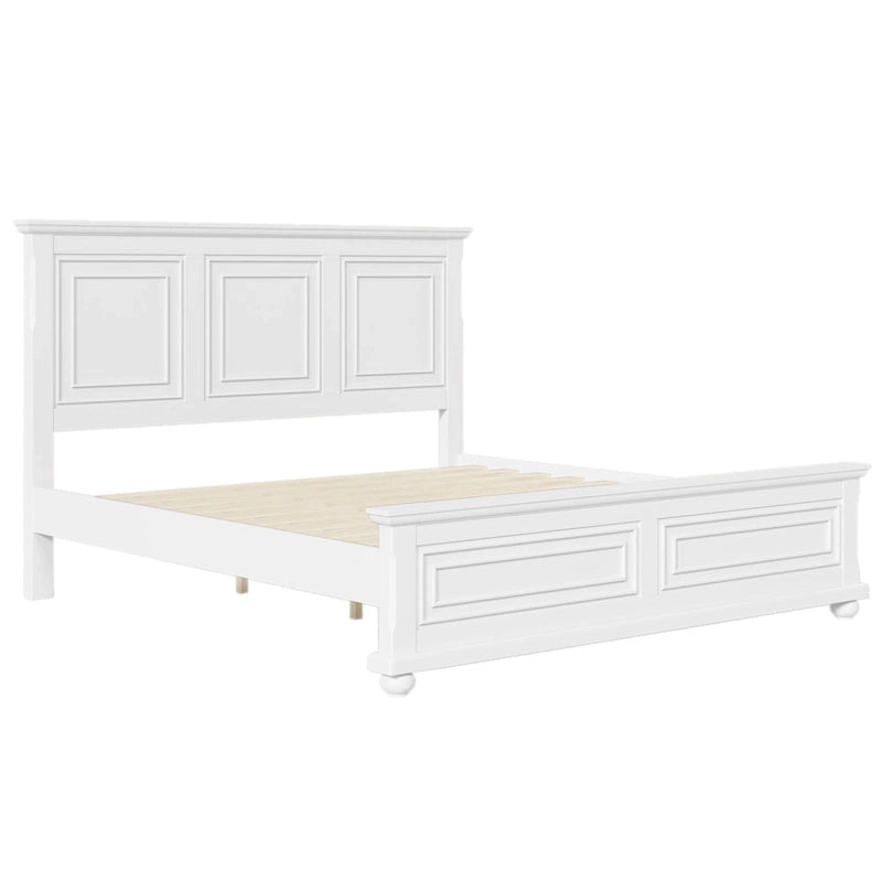 Letto a piattaforma in pino massello in stile tradizionale di colore bianco, dimensioni King Size, con doghe in legno per camera da letto