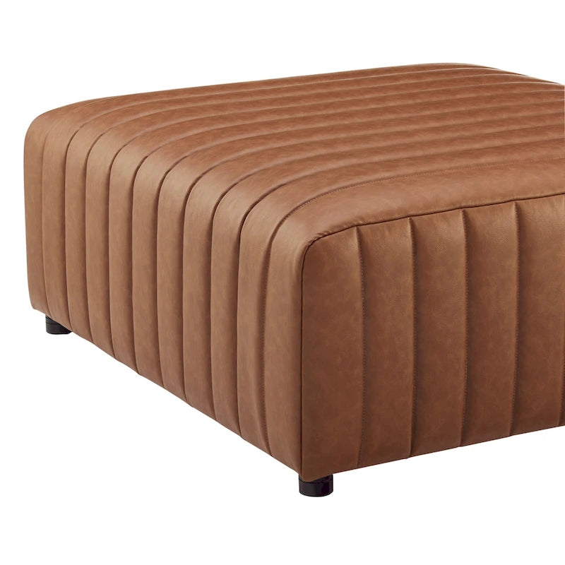 Pouf/tavolino quadrato in similpelle, poggiapiedi rivestito a capitonné con gambe in legno per soggiorno