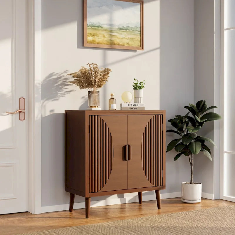 Credenza moderna a righe verticali marroni e mobile contenitore