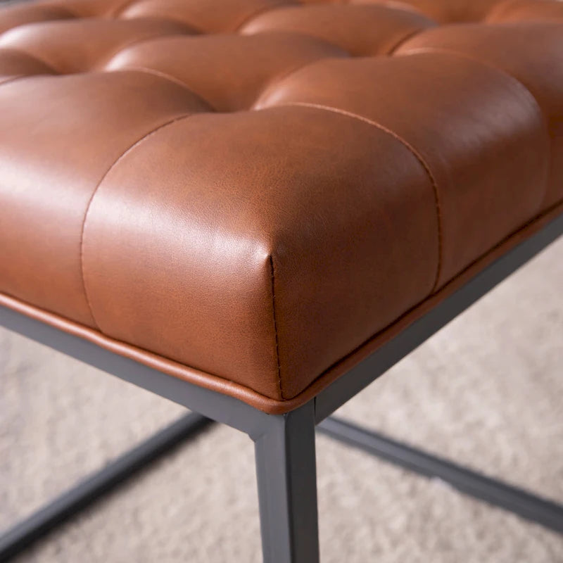 Mini Pouf Rotondo – Pelle Rigenerata Marrone Cuoio, Base in Metallo Grafite, Cubo da 18"