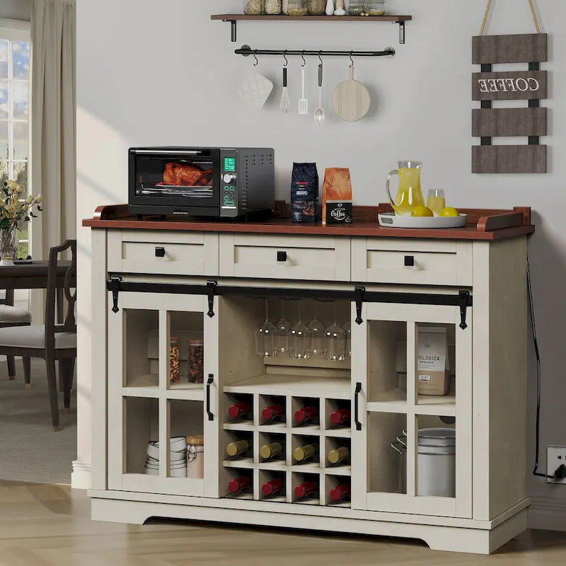 Credenza scorrevole in stile rustico con portabottiglie e stazione di ricarica