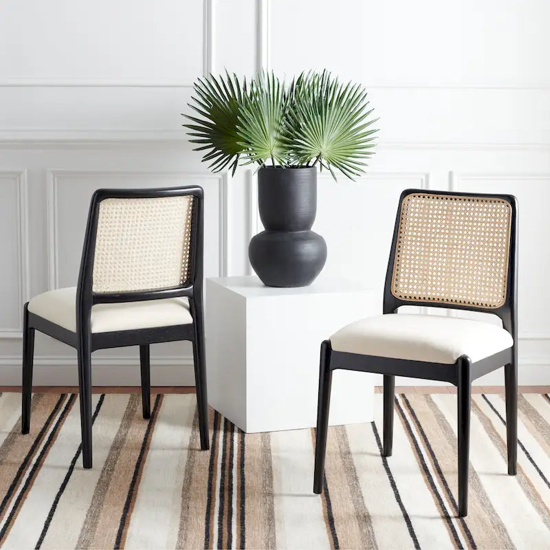 Sedie da Pranzo in Rattan Naturale con Cuscino – Set da 2, Struttura in Legno Nero, Stile Costiero