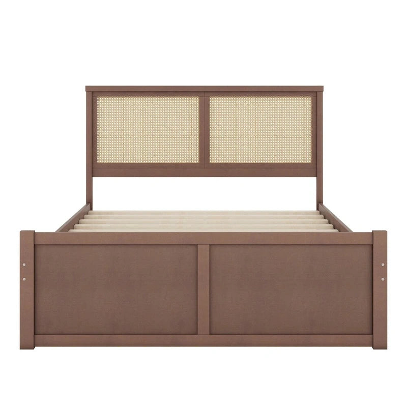 Letto matrimoniale in legno con contenitore, 4 cassetti e testiera in rattan