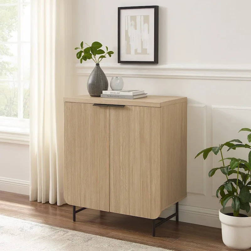 Consolle contenitore moderna in stile scandinavo con ante a lamelle per soggiorno, camera da letto e ufficio - Rovere Coastal