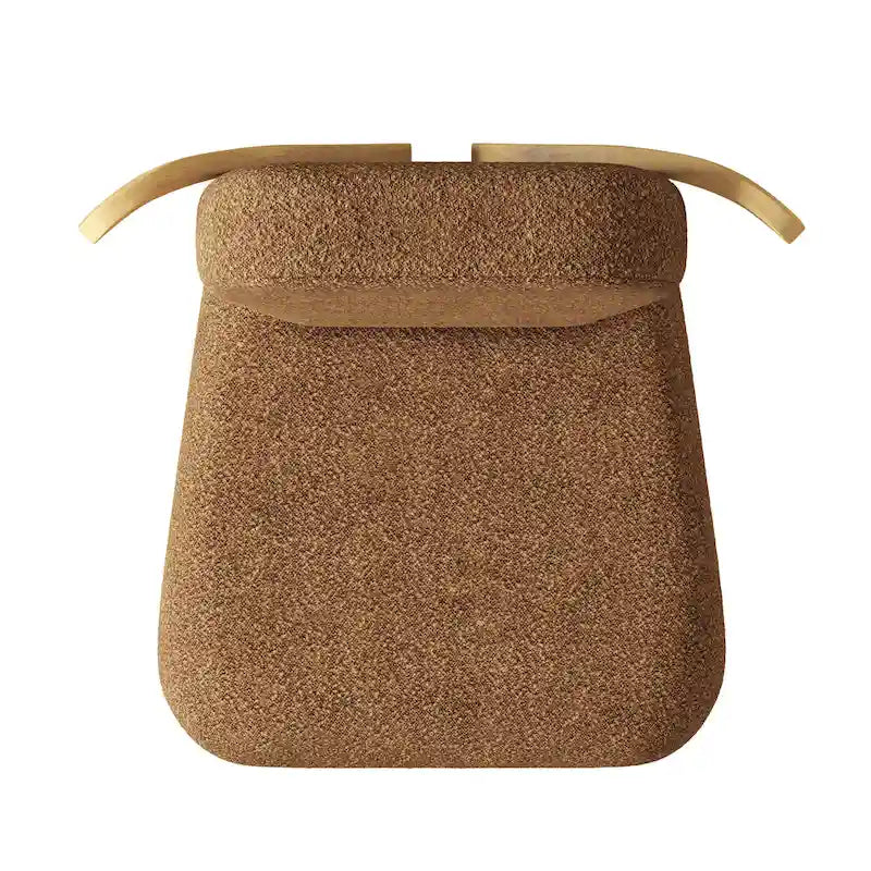 Sedia da pranzo con schienale a pozzetto imbottita in tessuto Teddy con gambe in legno massello