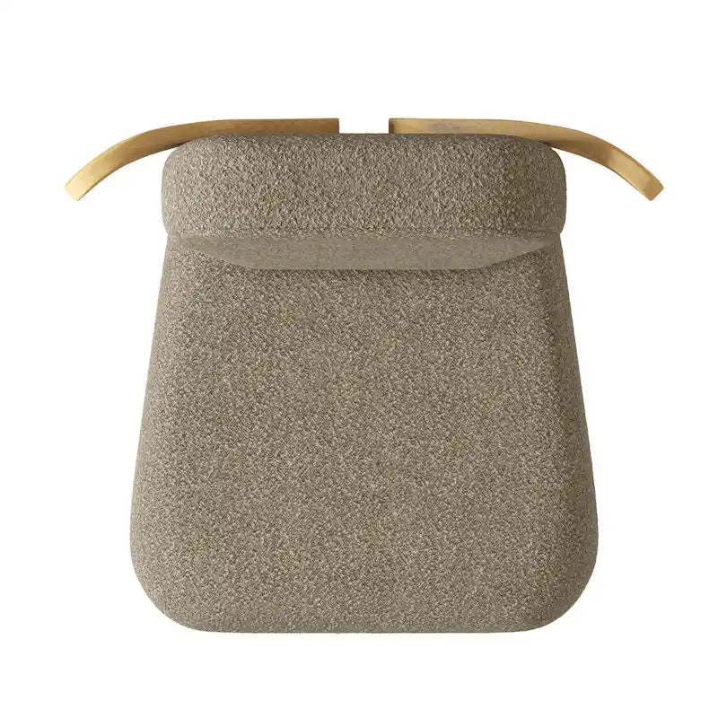 Sedia da pranzo con schienale a pozzetto imbottita in tessuto Teddy con gambe in legno massello