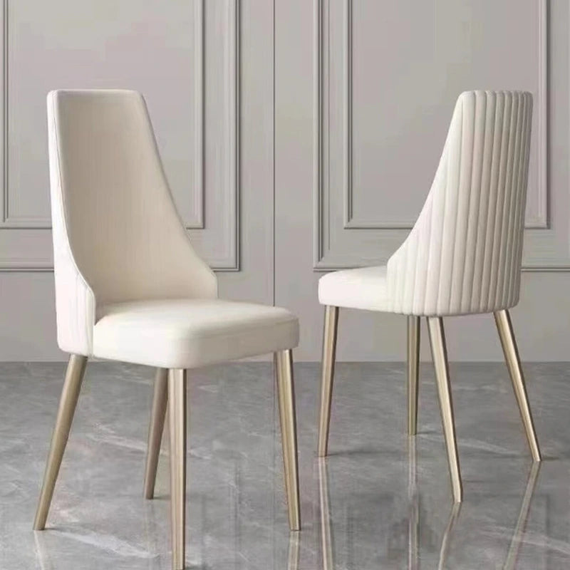 Sedia da pranzo con similpelle bianca e robuste gambe in metallo per soggiorno, sala da pranzo, sala di ricevimento (set da 2)